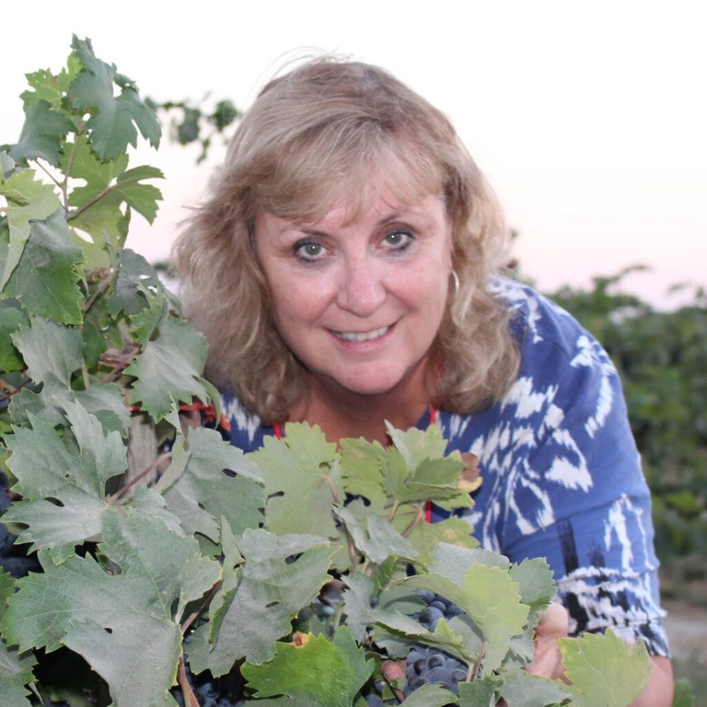 Robin Dohrn Simpson Headshot 1024x1024